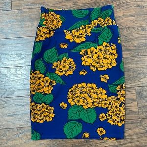 Perfect condition lularoe Cassie navy floral pencil skirt